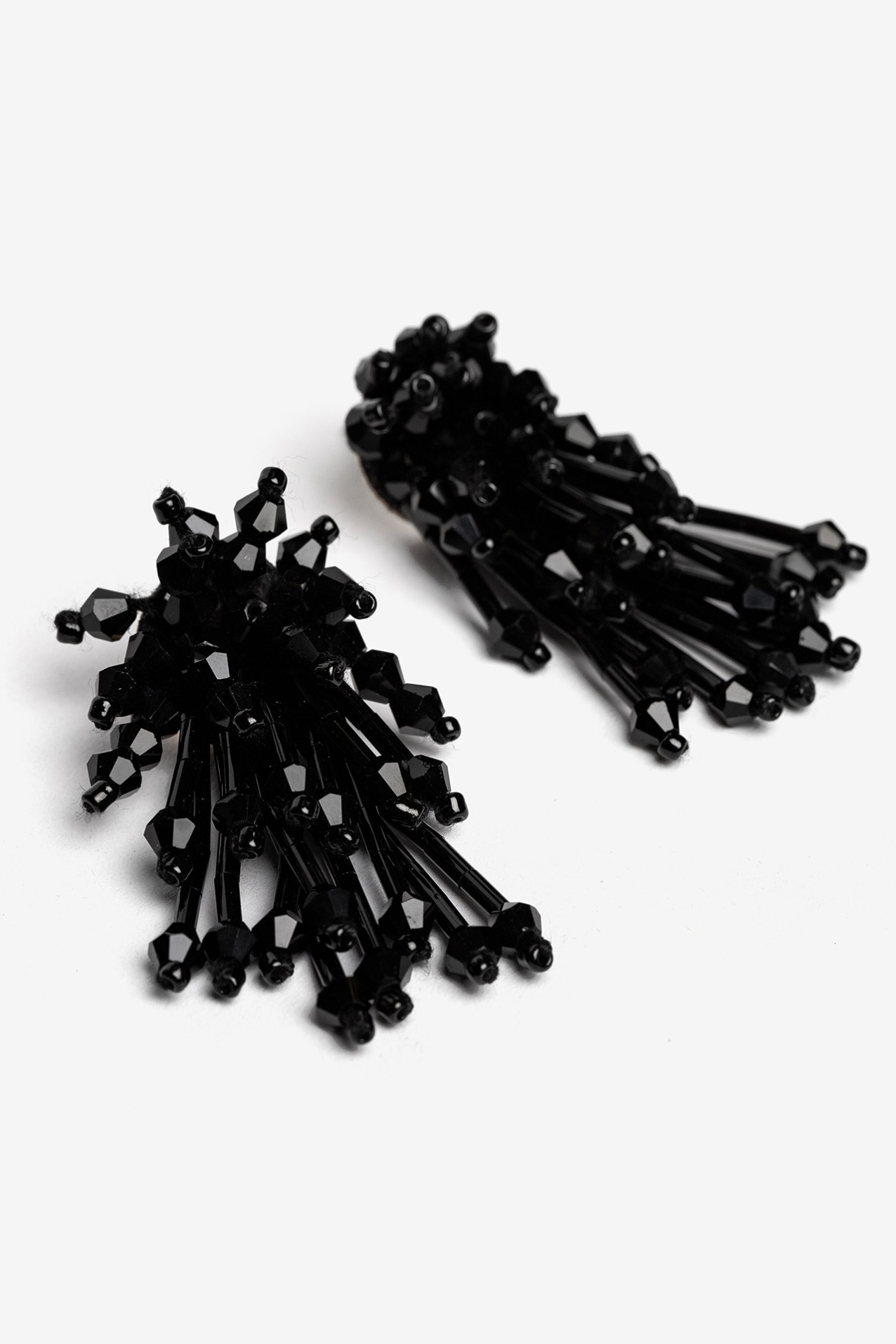 Brincos Pretos Elegantes