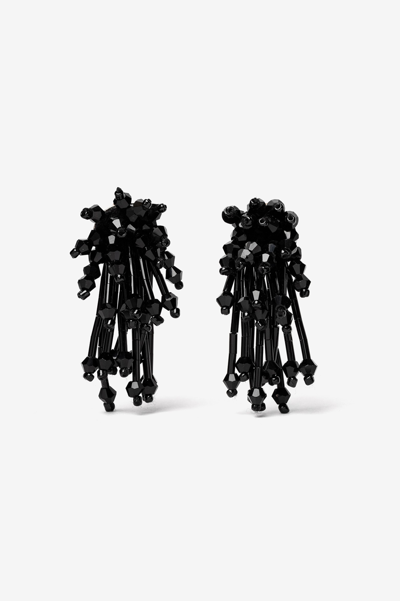 Brincos Pretos Elegantes