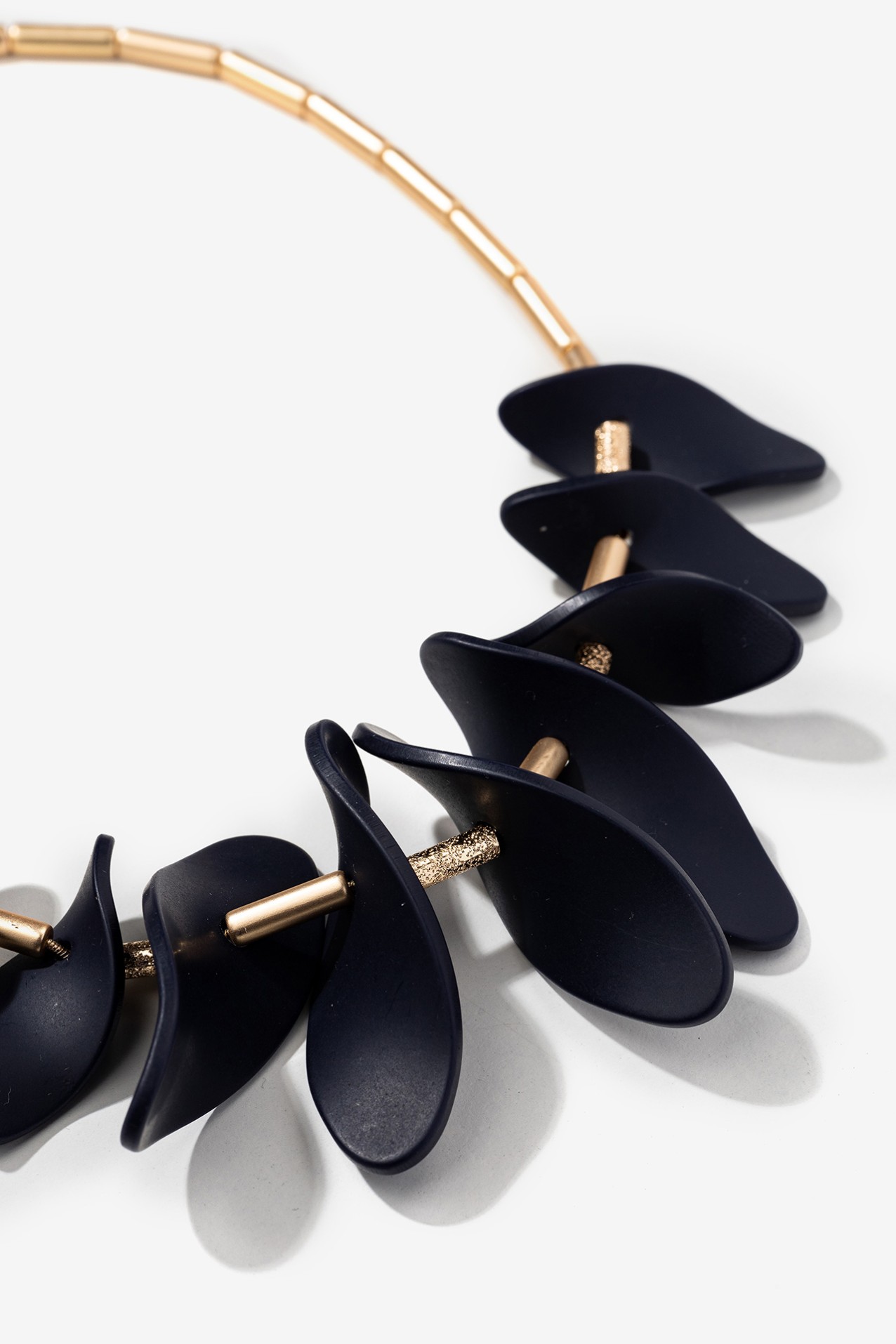 Gold Chain Petal Necklace