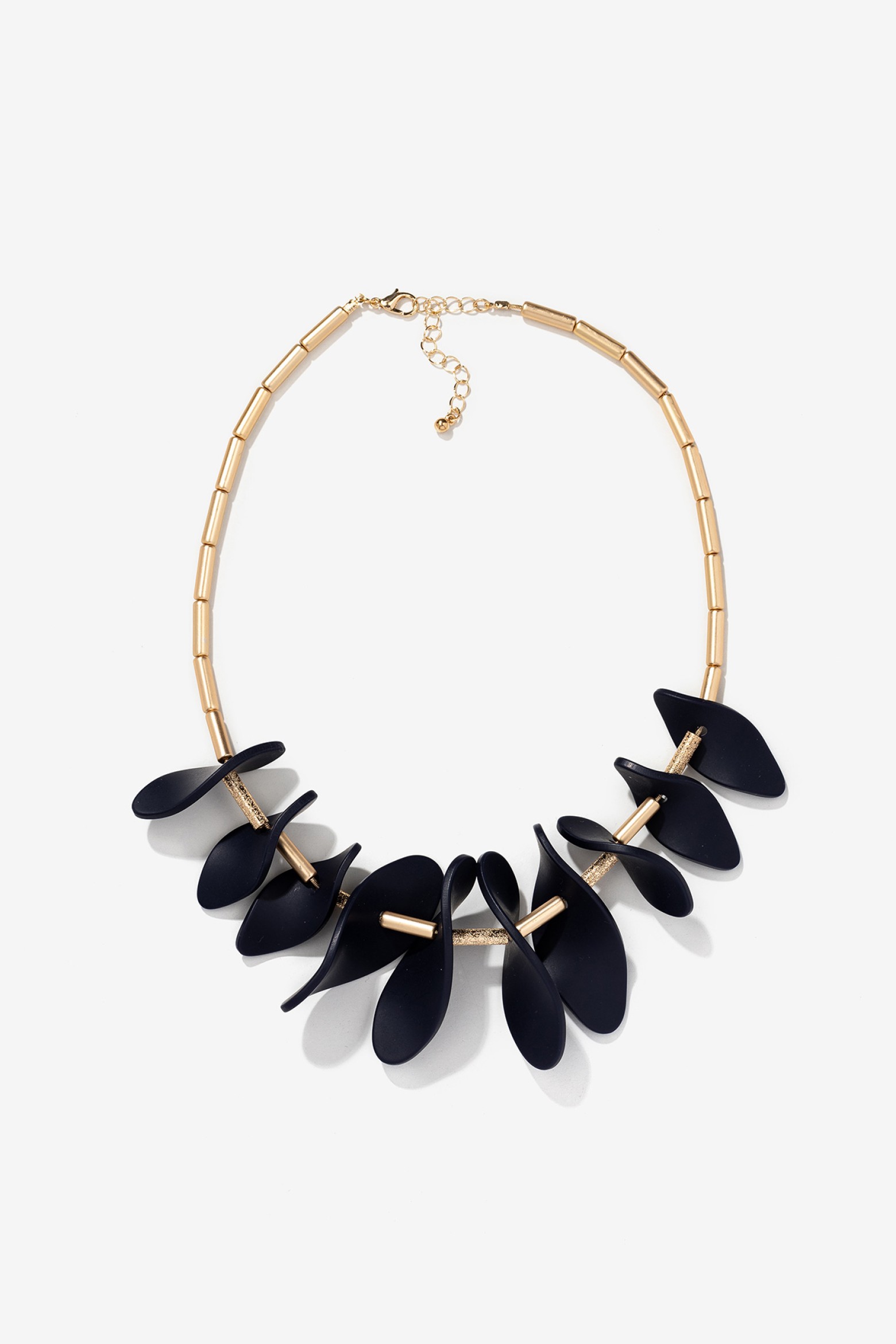 Gold Chain Petal Necklace