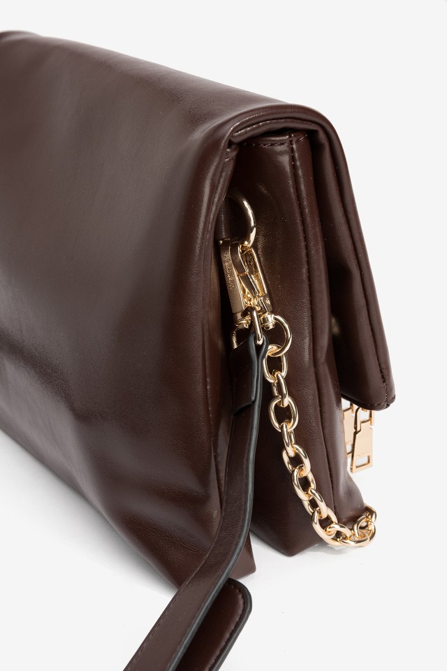 Carteira Castanha com Corrente Carteira Castanha com Corrente