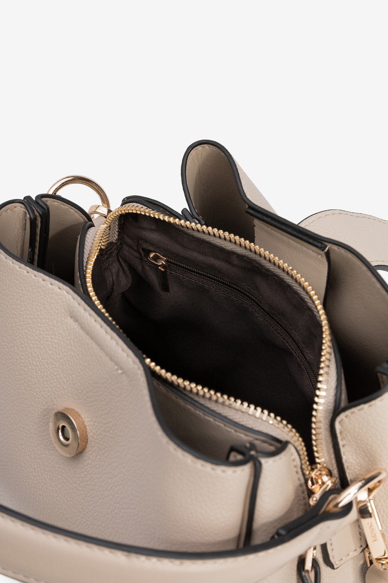 Bolso beige elegante