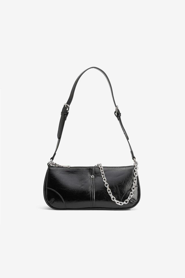 Sleek Black Shoulder Bag