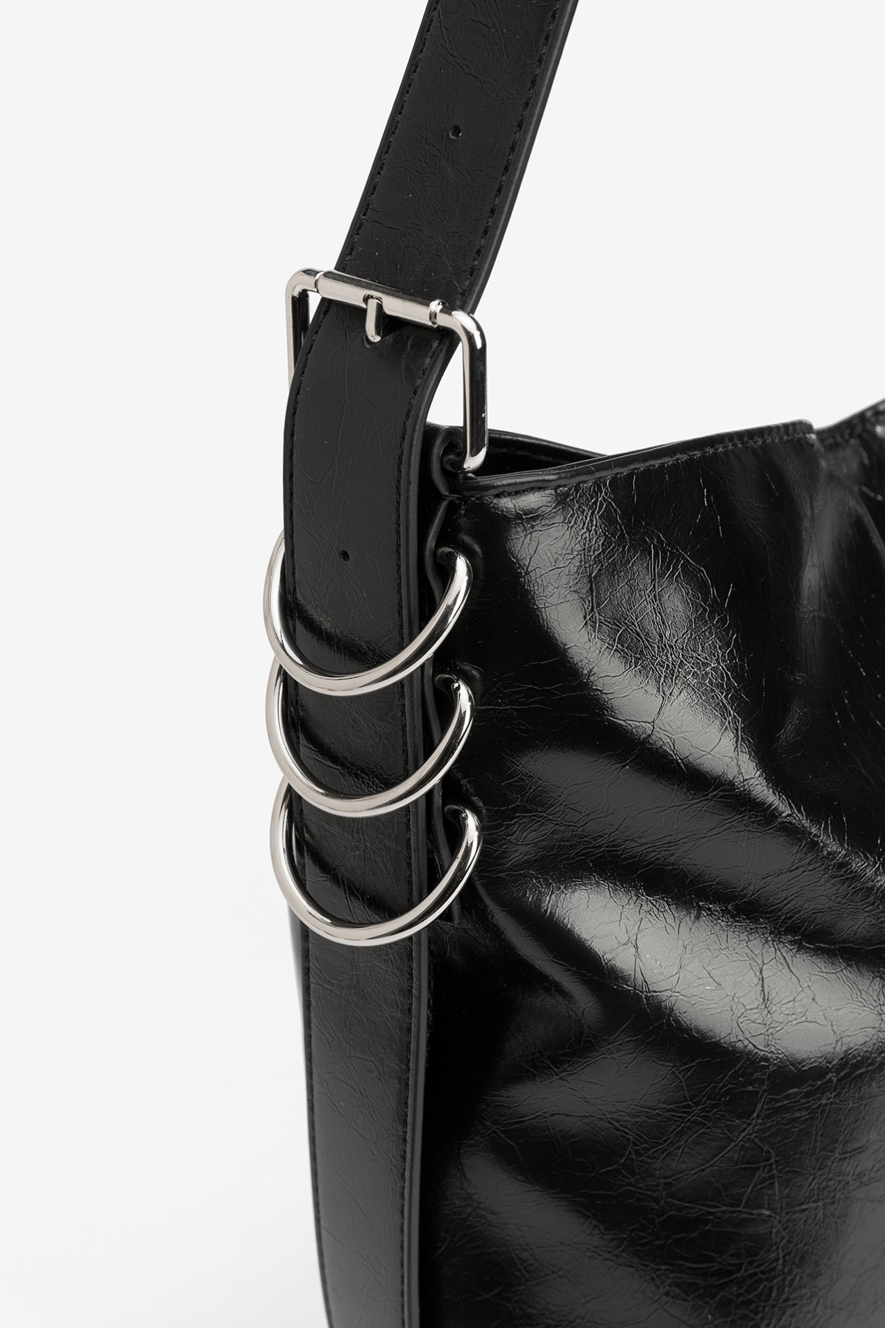 Sleek Black Shoulder Bag