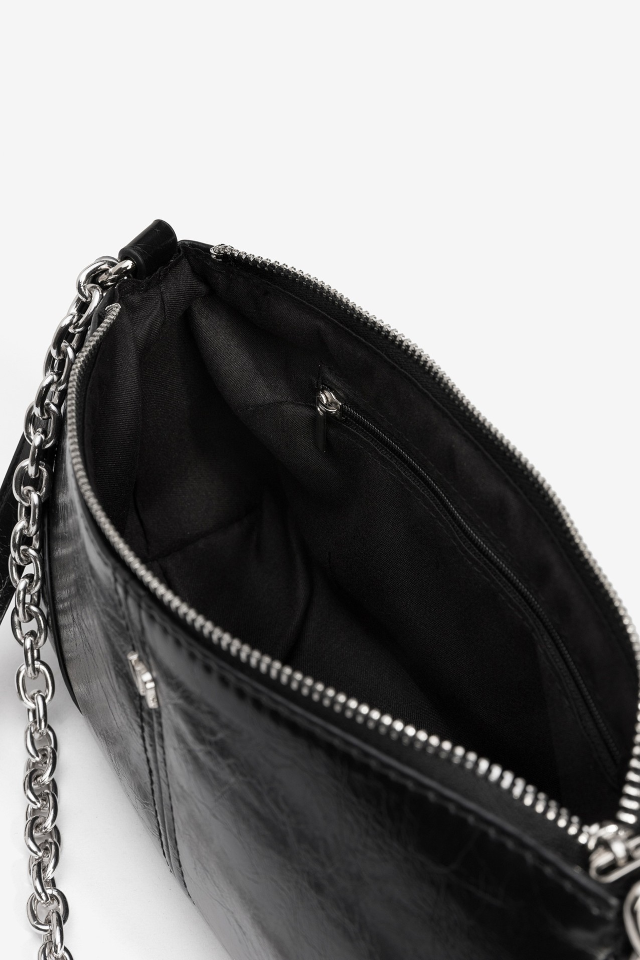 Sleek Black Shoulder Bag