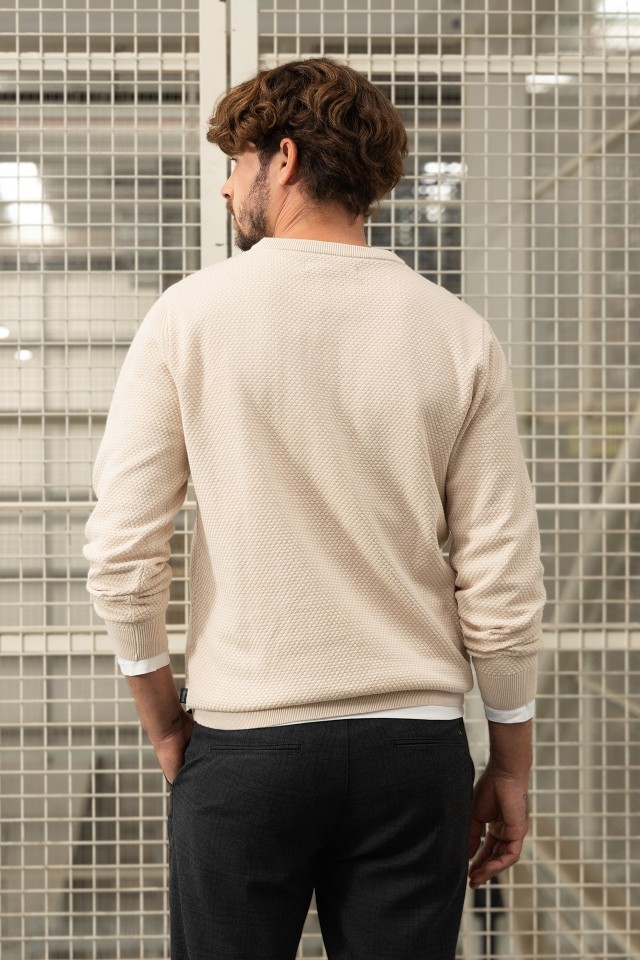 Camisola Tricotada Regular Cinza Camisola Tricotada Regular Cinza