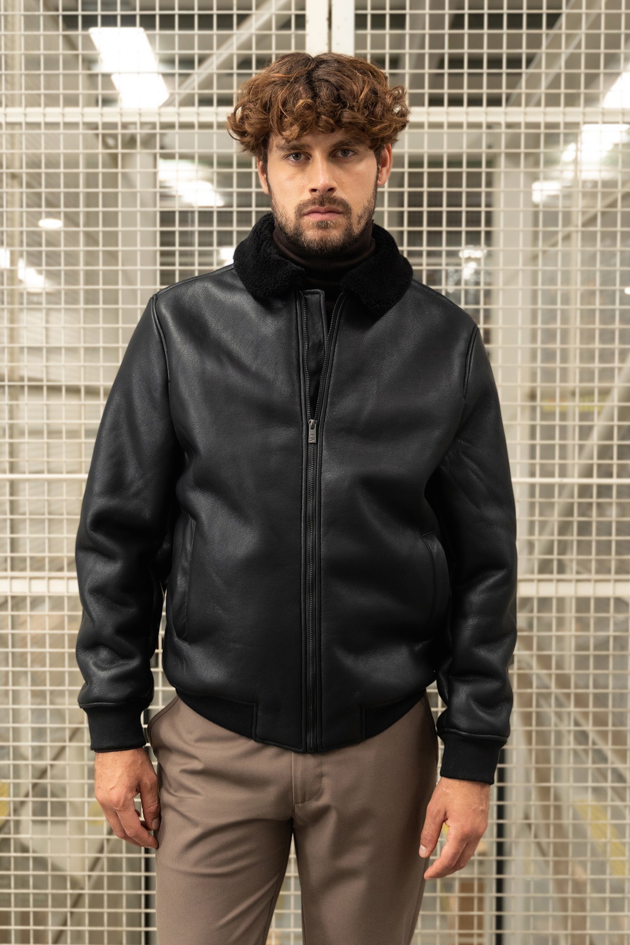 Blusn negro con cuello