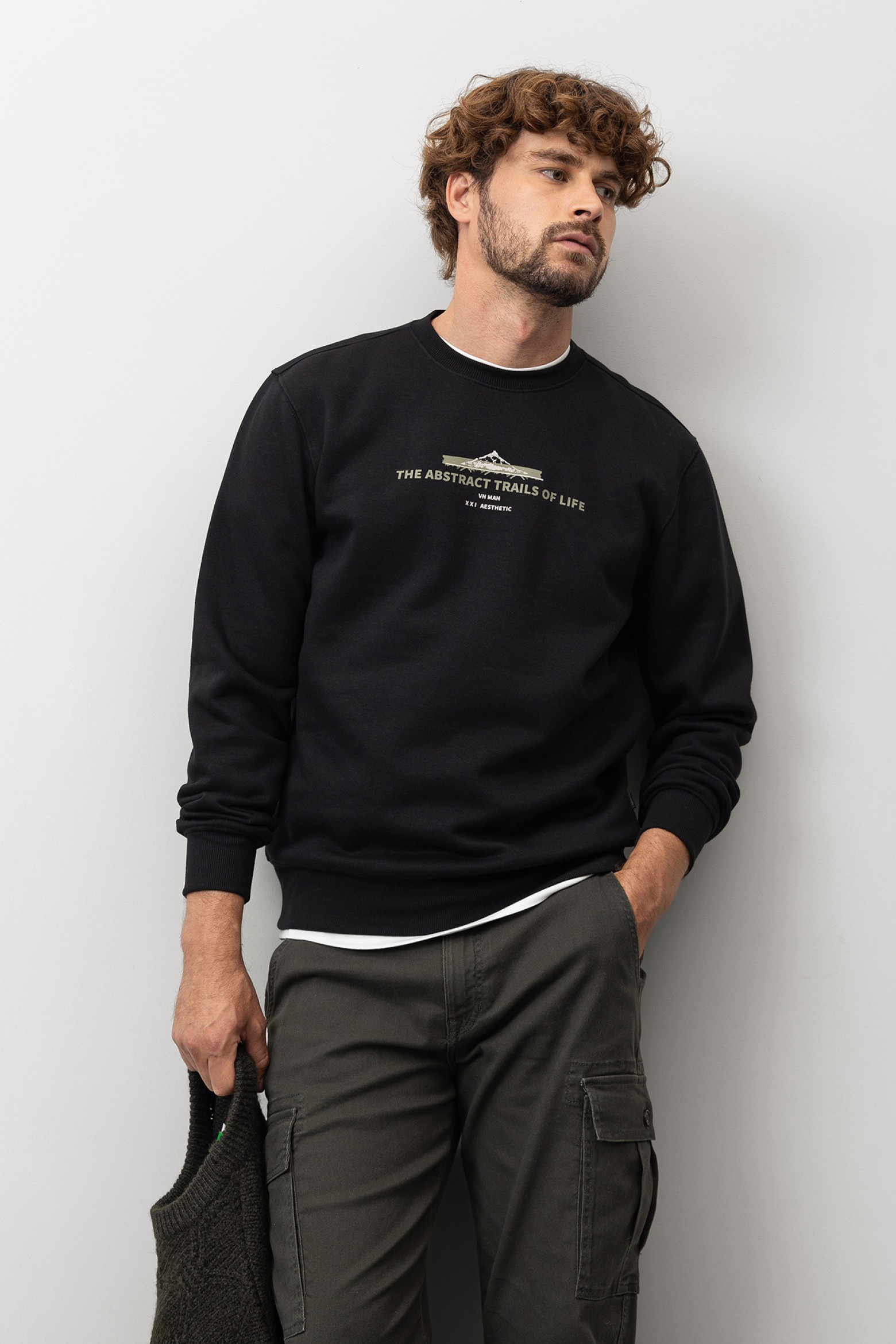 Black Regular Fit Sweatshirt