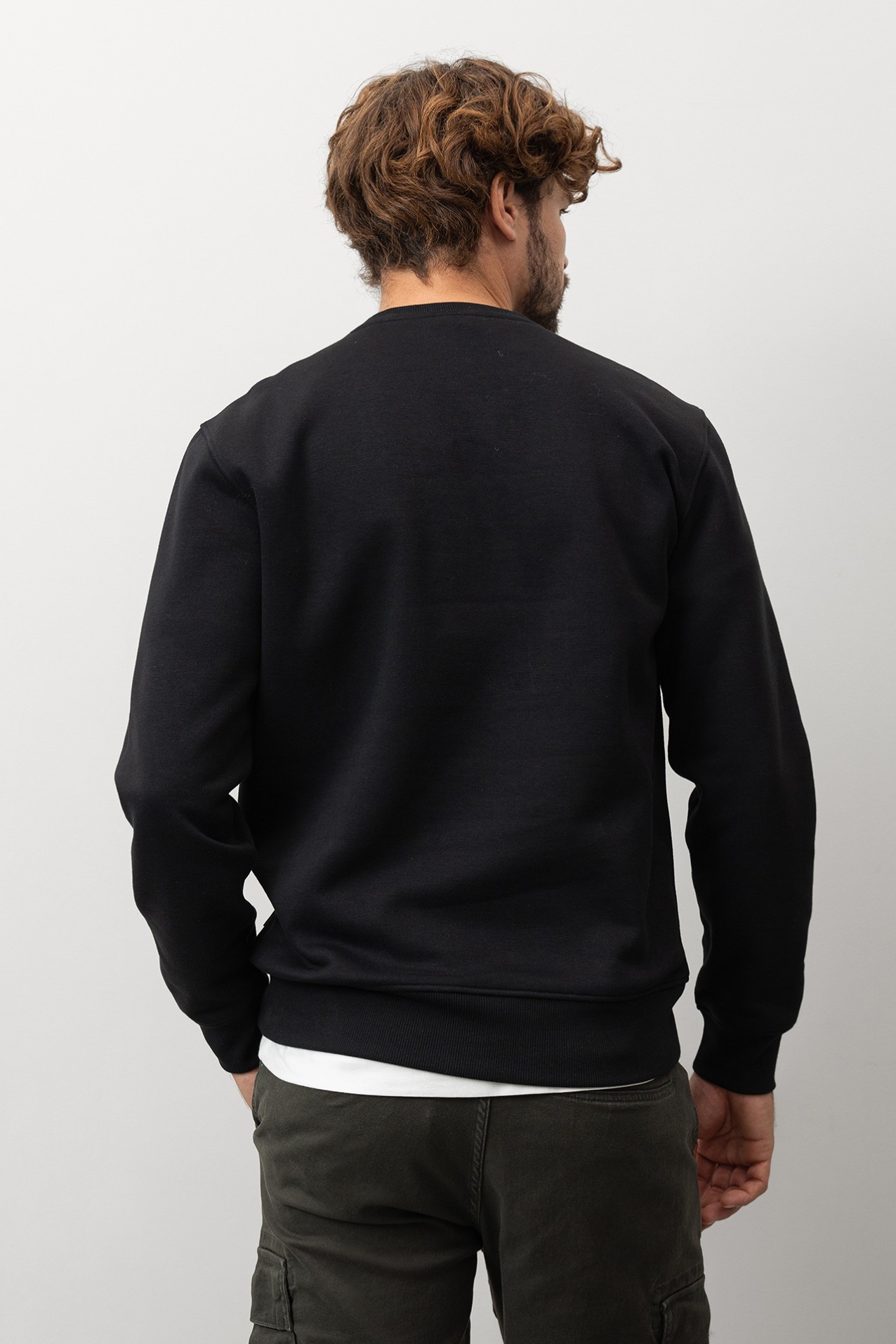 Black Regular Fit Sweatshirt