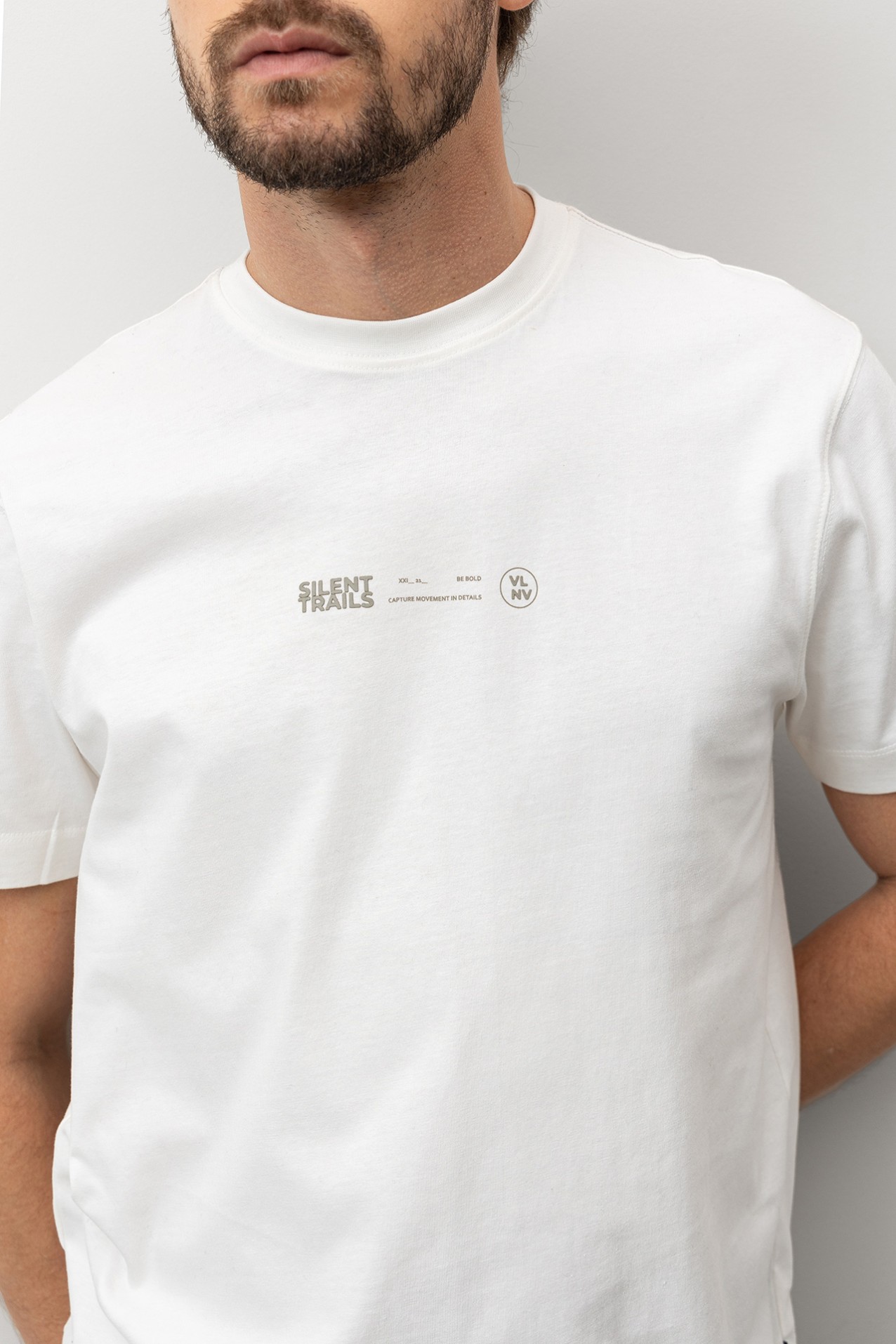 Graphic Back White T-shirt