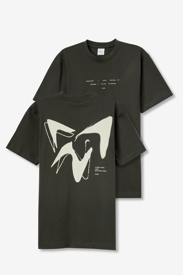 Camiseta verde con diseo
