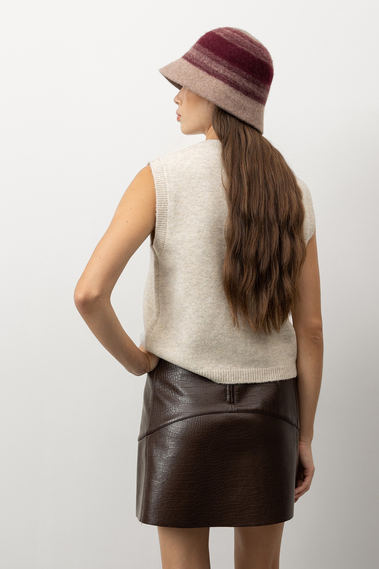 Colete Tricotado Sem Mangas