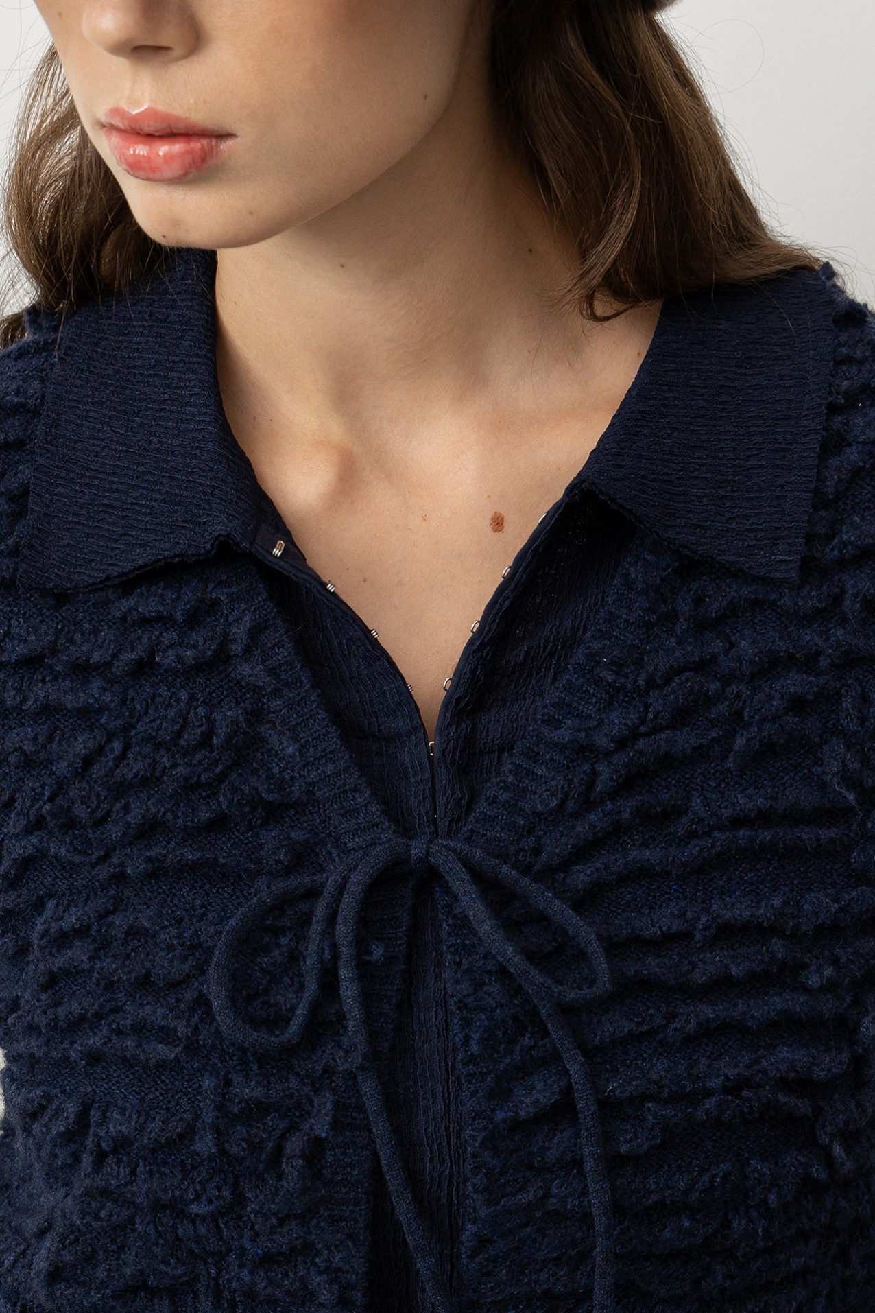 Camisola azul tricotada