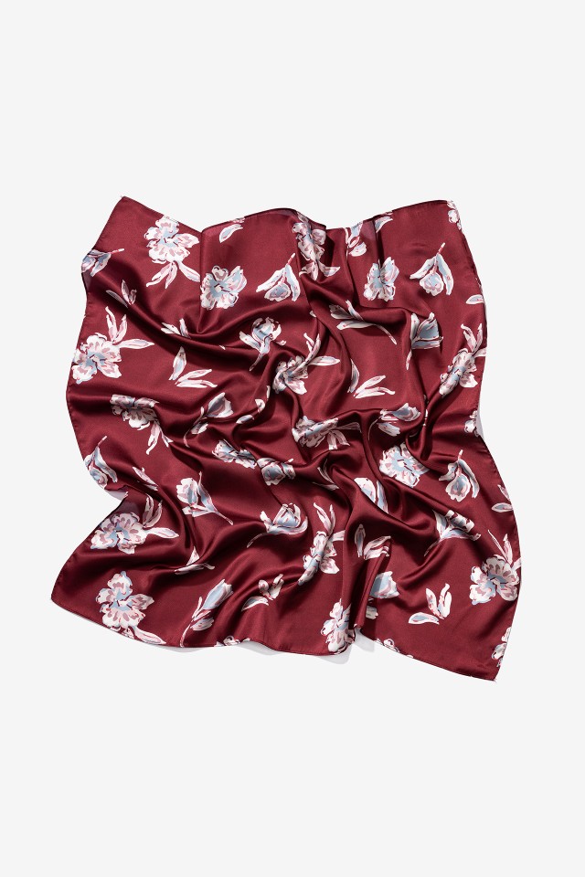 Bandana floral burdeos