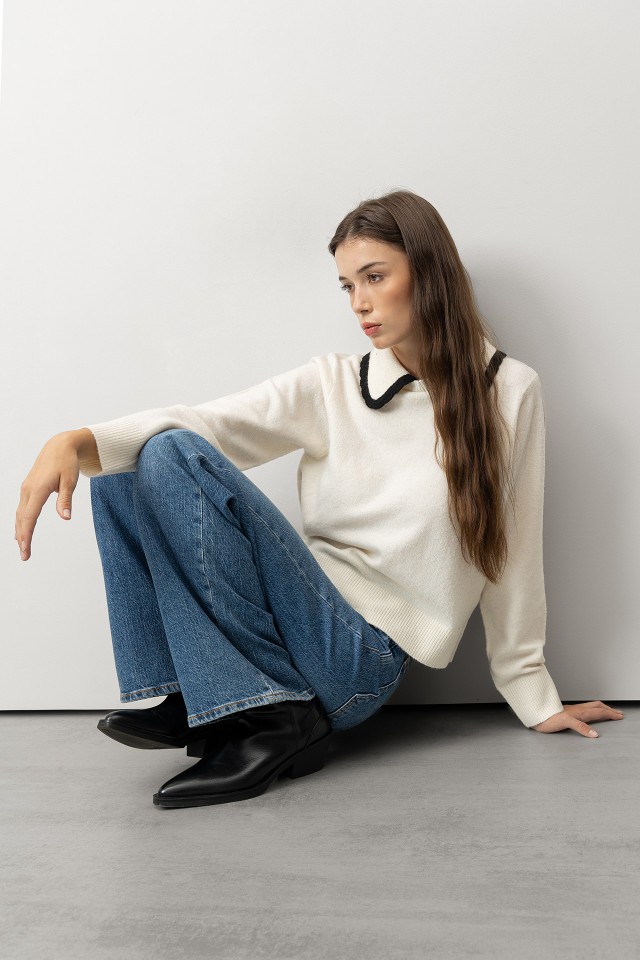 Camisola Tricotada com Gola