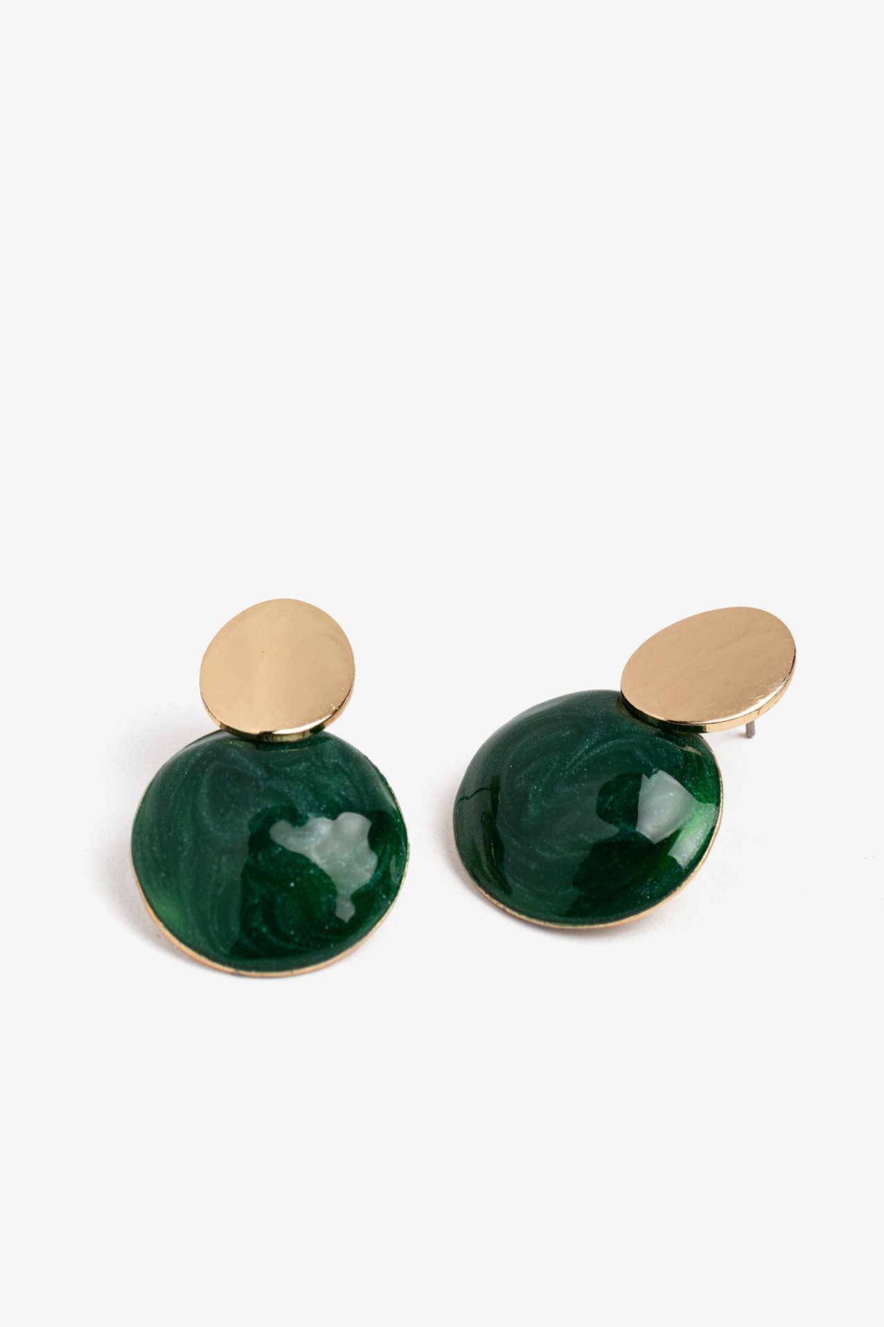 Brincos Dourados e Verdes