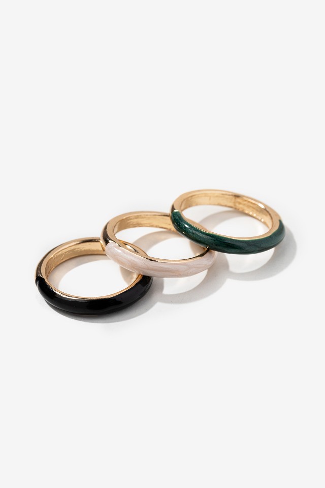 Conjunto de Anéis Dourados Conjunto de Anéis Dourados