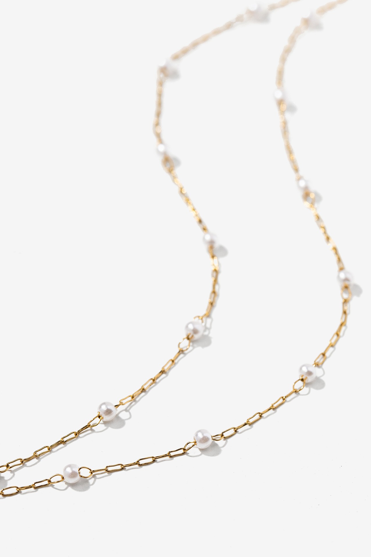 Colar Dourado com P�rolas