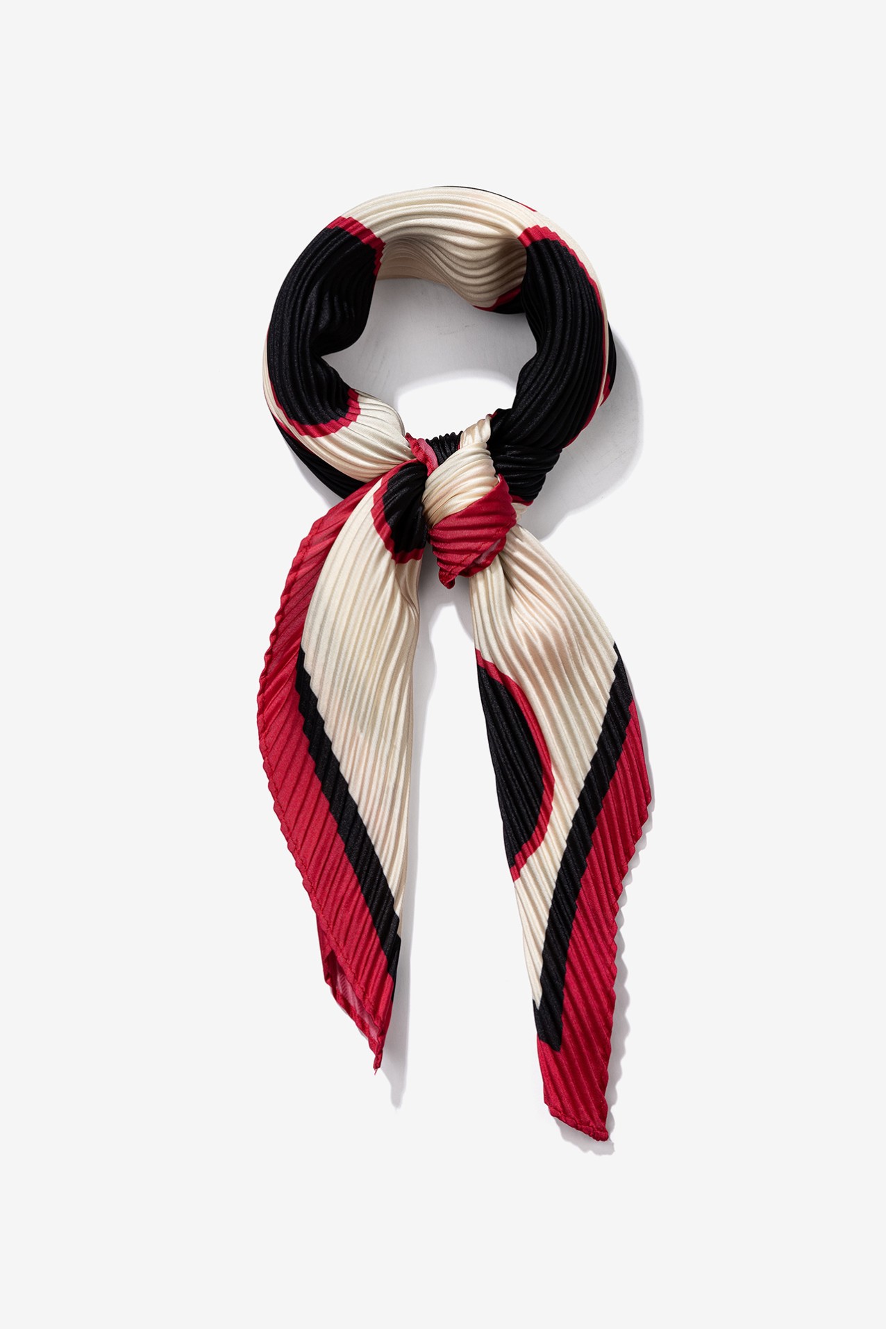 Red Pleated Bandana