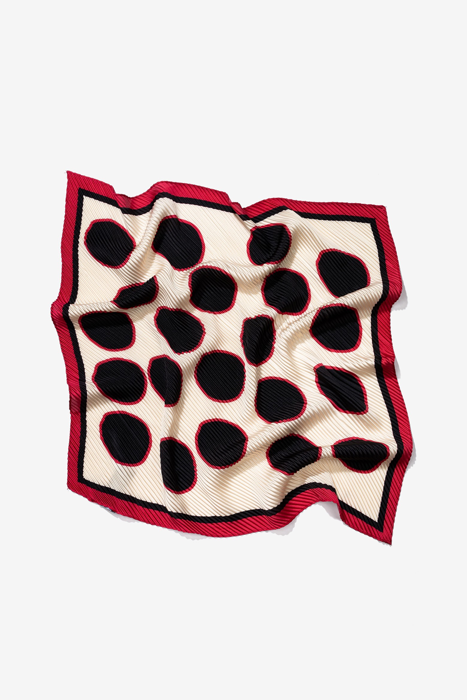 Red Pleated Bandana