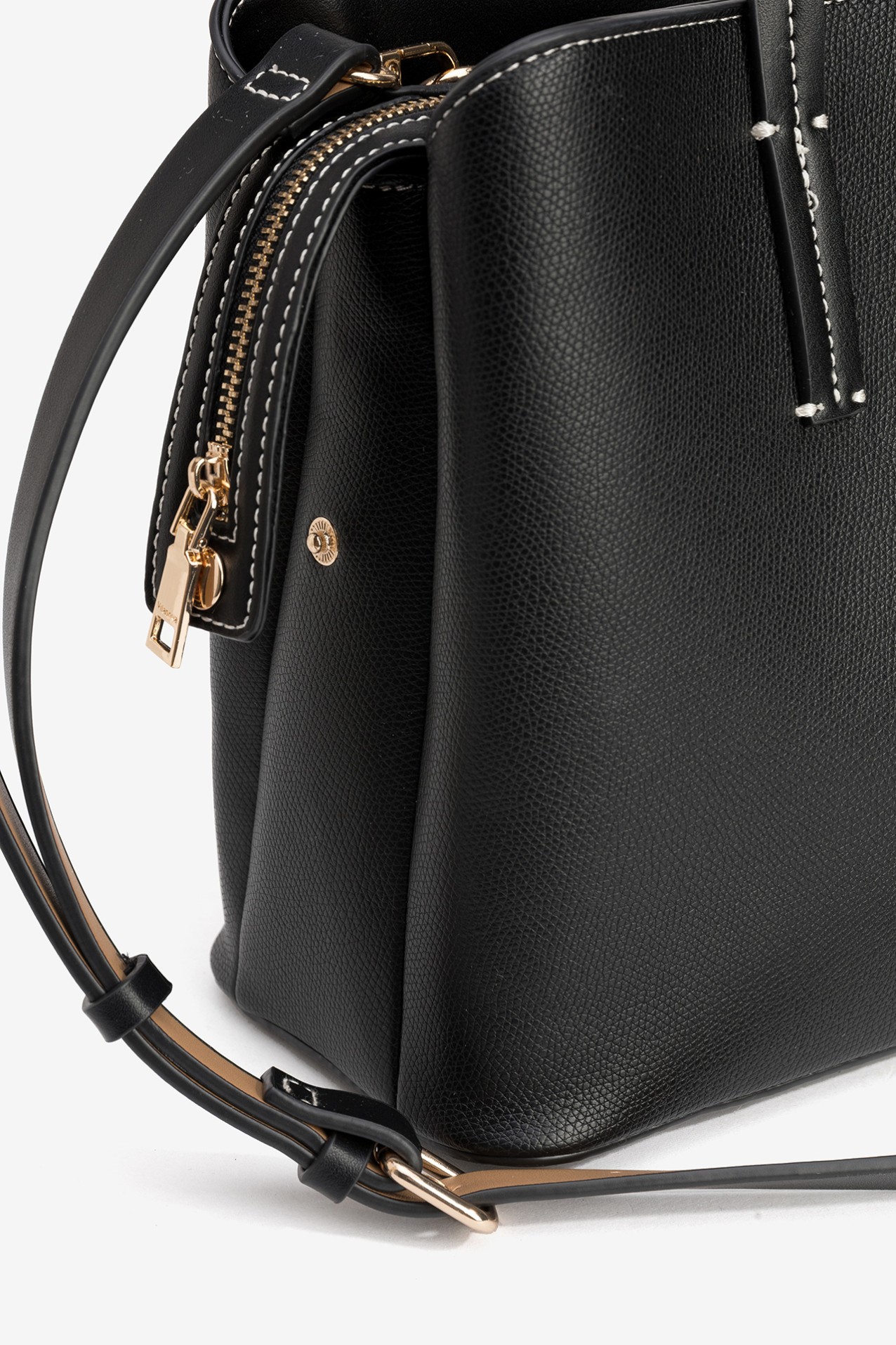 Elegant Black Handbag