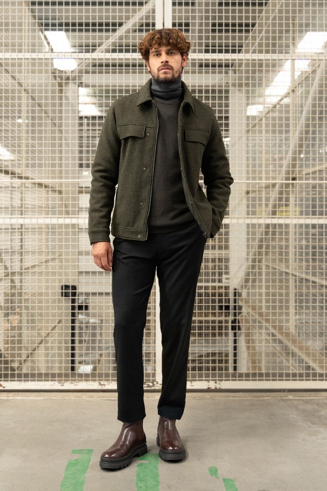 Calas Chino Cropped Pretas