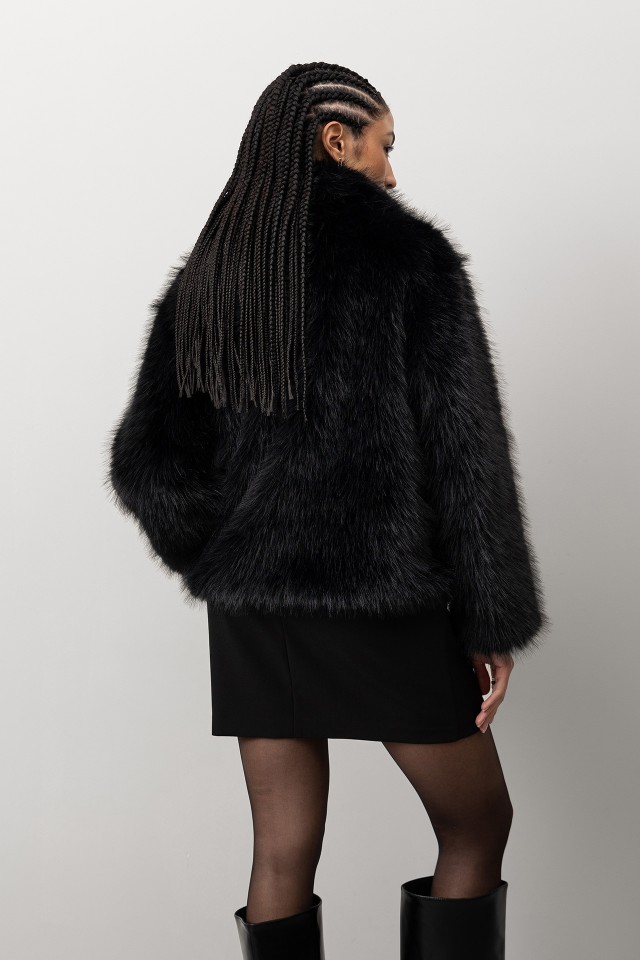 Chaqueta corta negra Chaqueta corta negra