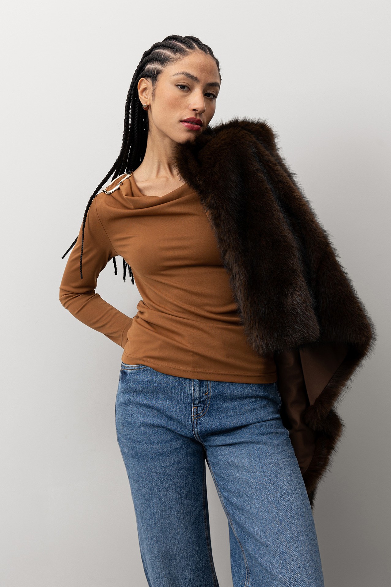 T-shirt Slim Castanha