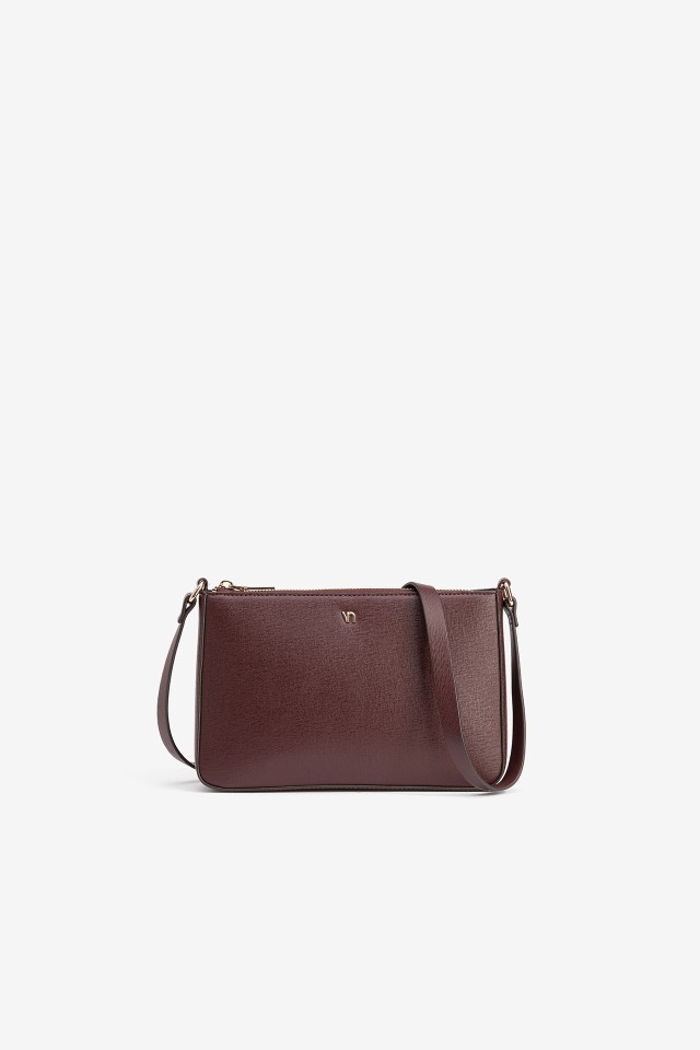 Elegant Burgundy Crossbody Bag