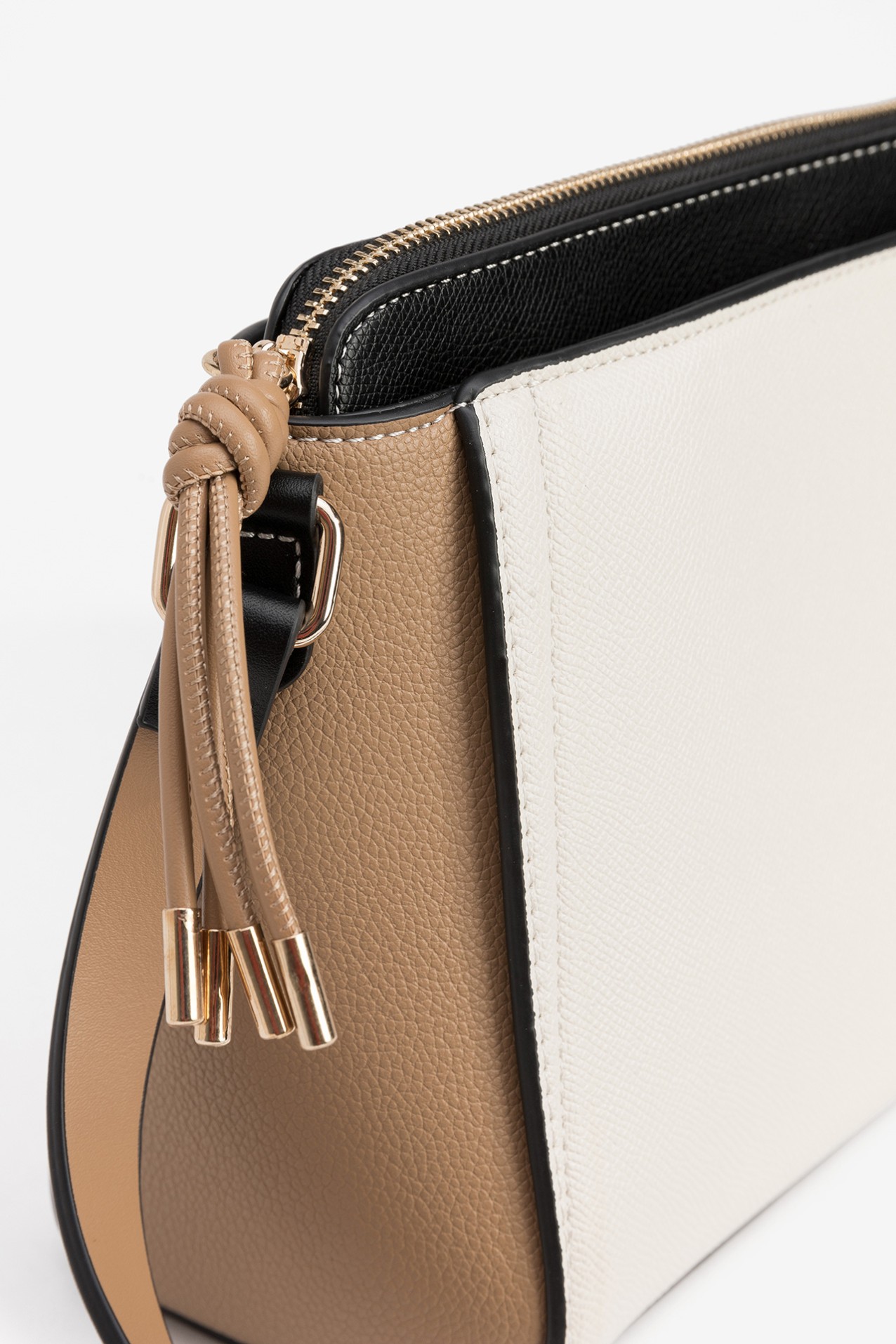 Chic Two-Tone Handbag