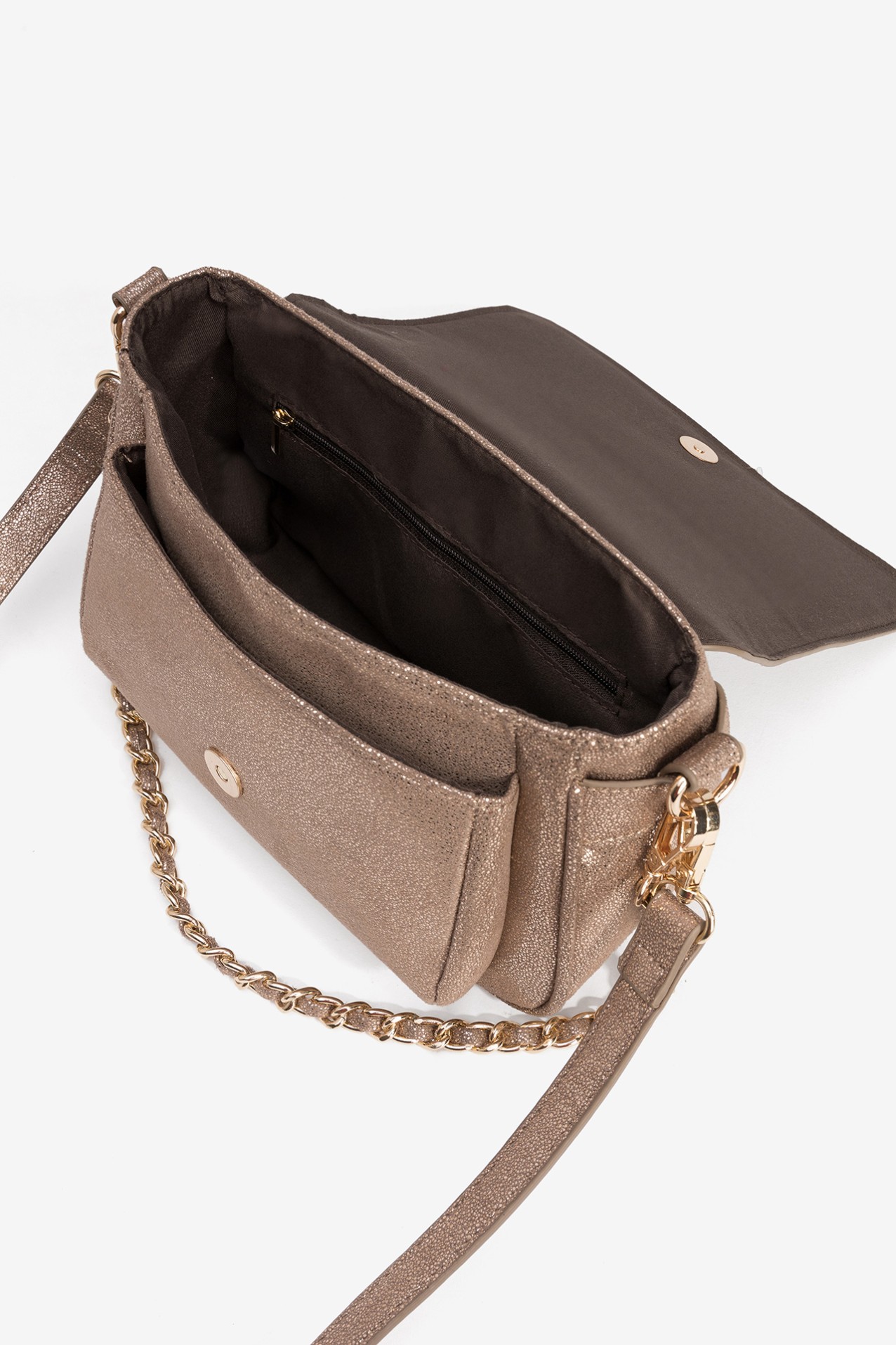 Bolso dorado elegante