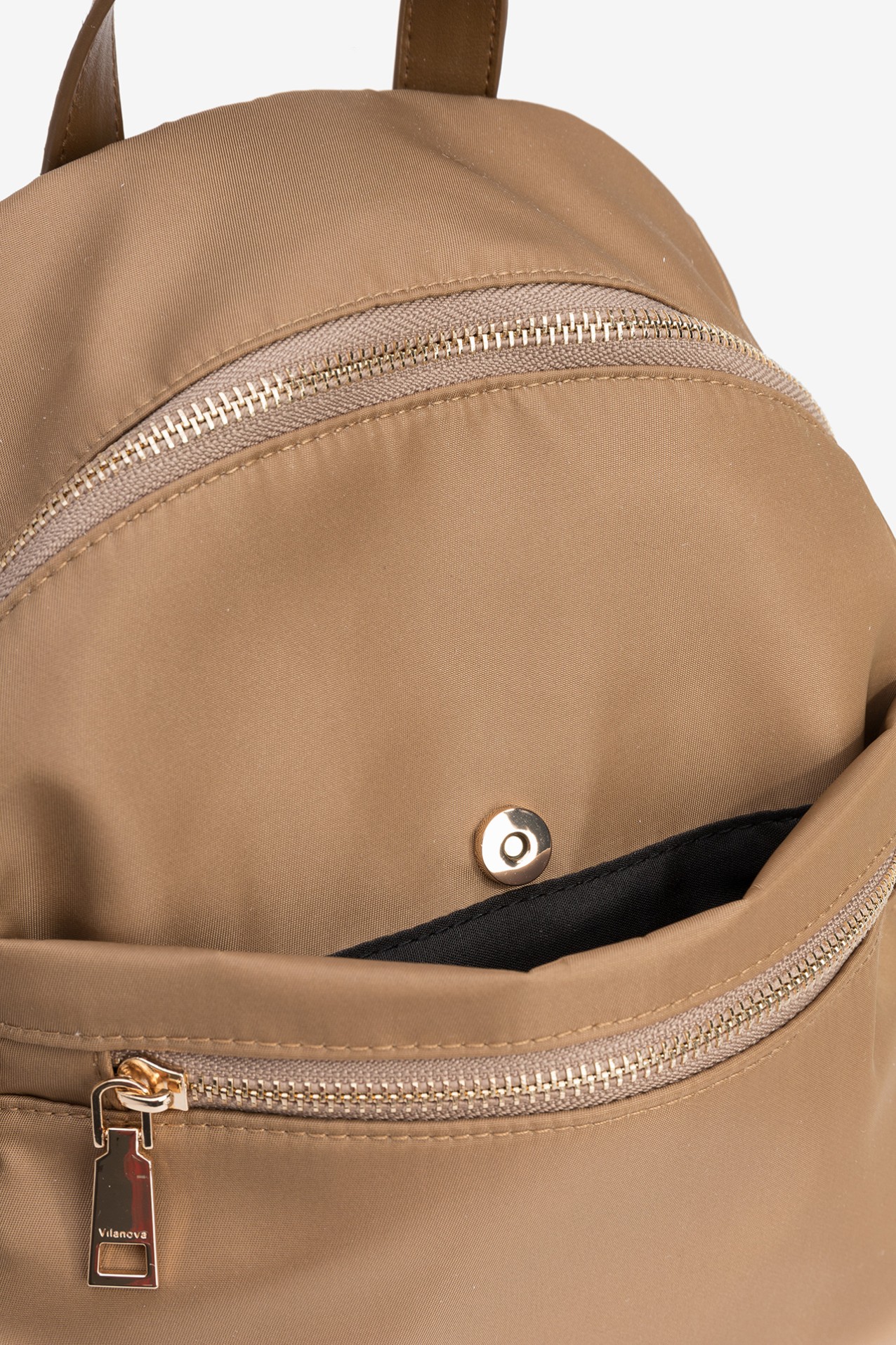 Mochila Bege Compacta