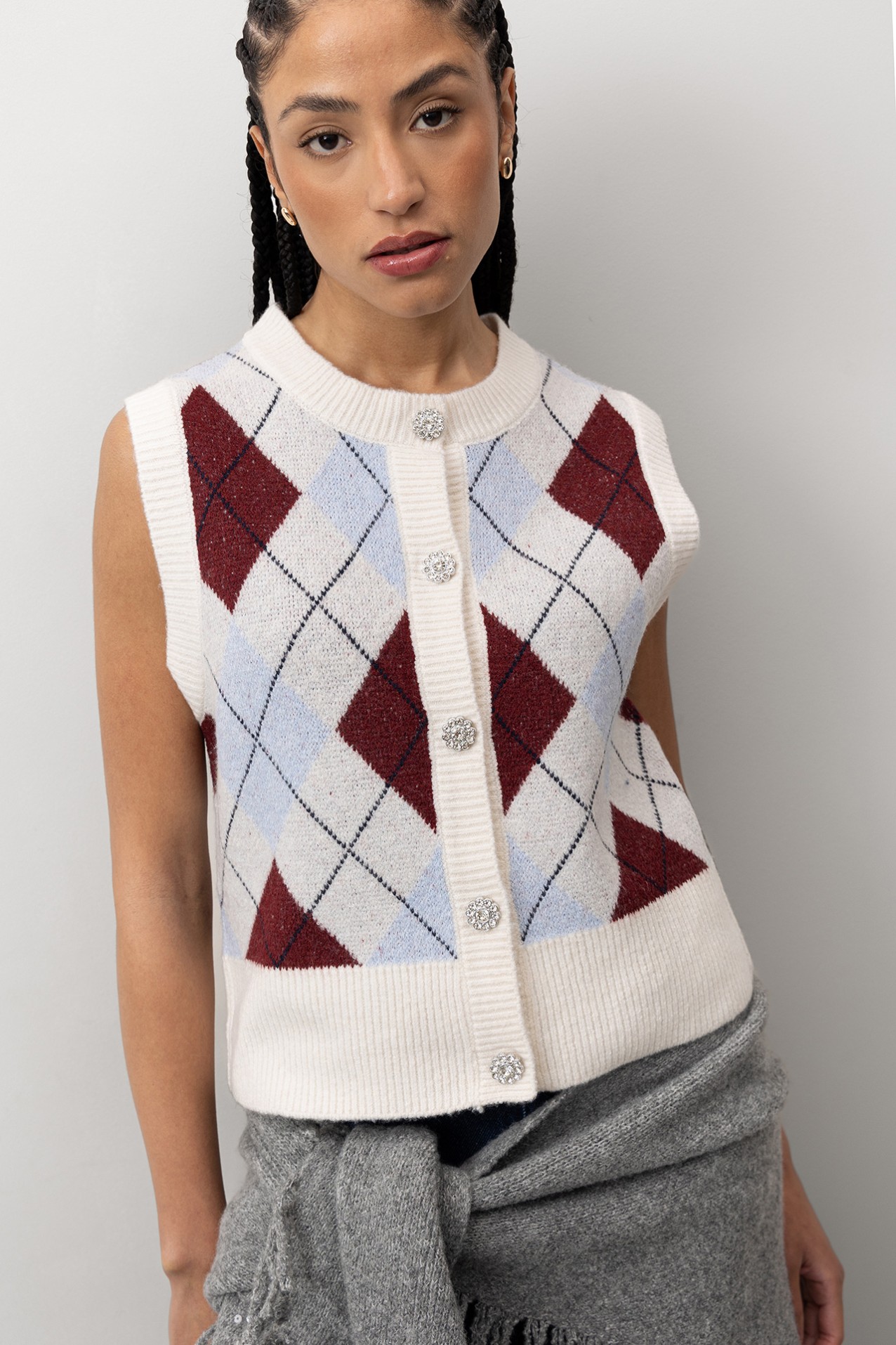 Sleeveless Argyle Cardigan