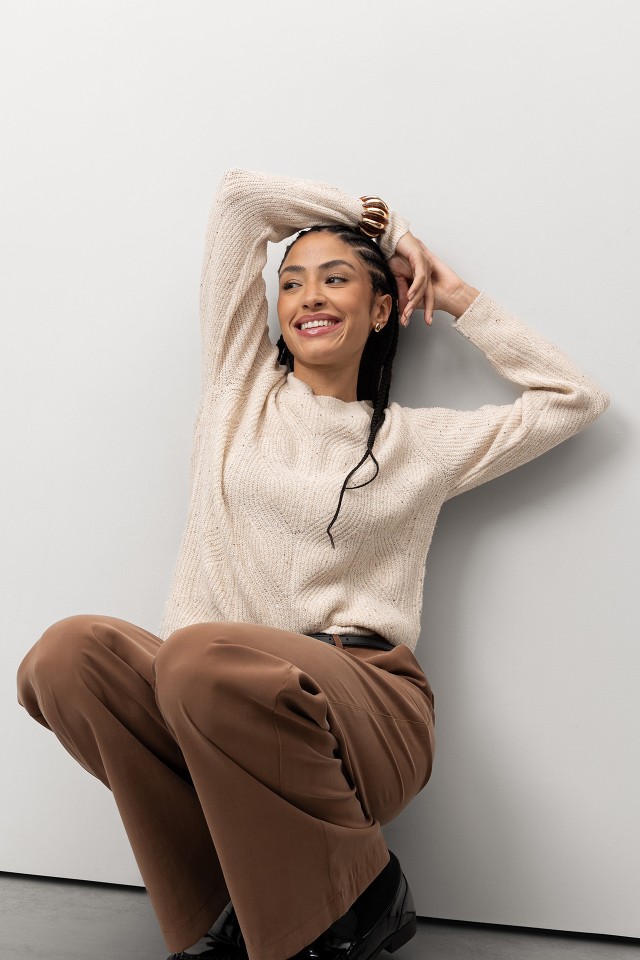 Camisola Tricotada Bege Camisola Tricotada Bege