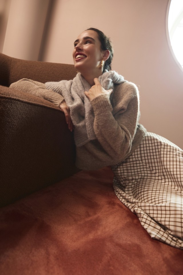 Camisola Tricotada Bege Camisola Tricotada Bege