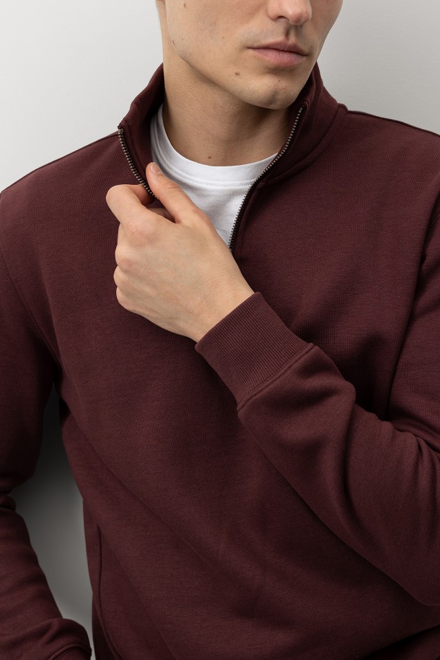 Sweat Vermelha com Fecho Sweat Vermelha com Fecho