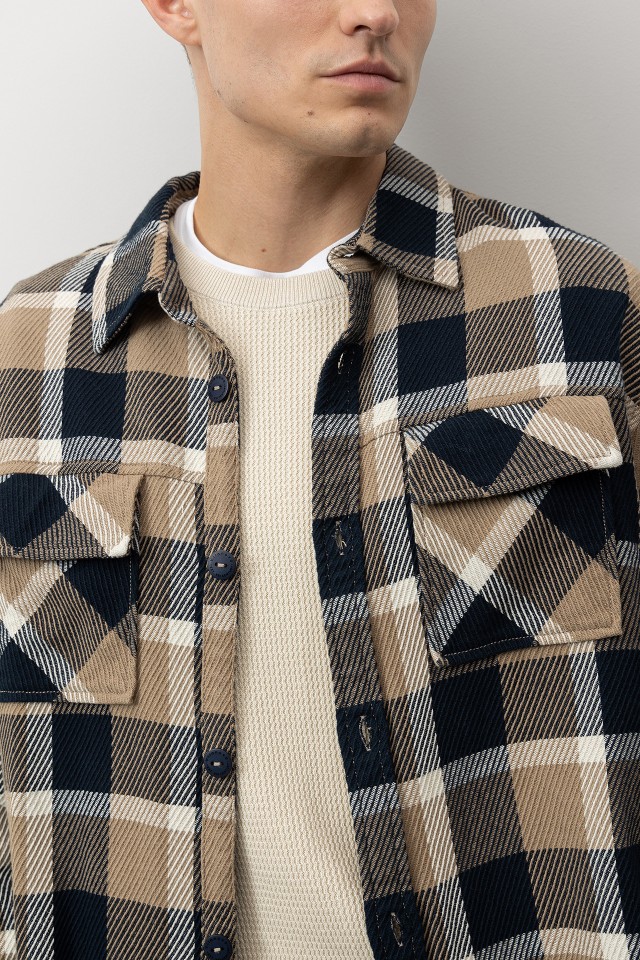 Camisa xadrez castanha Camisa xadrez castanha