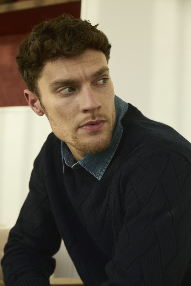 Camisola Tricotada Azul Escuro Camisola Tricotada Azul Escuro