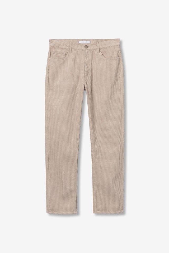 Pantalones beige rectos