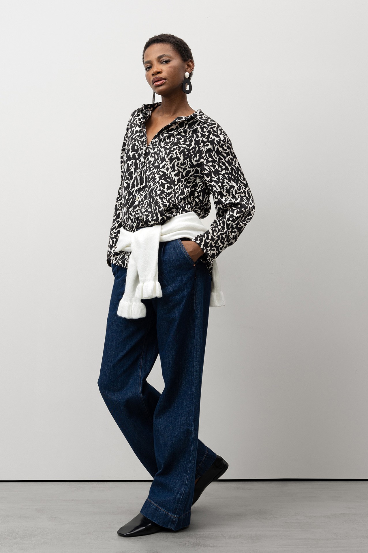 10 - Camisas L/S Negro