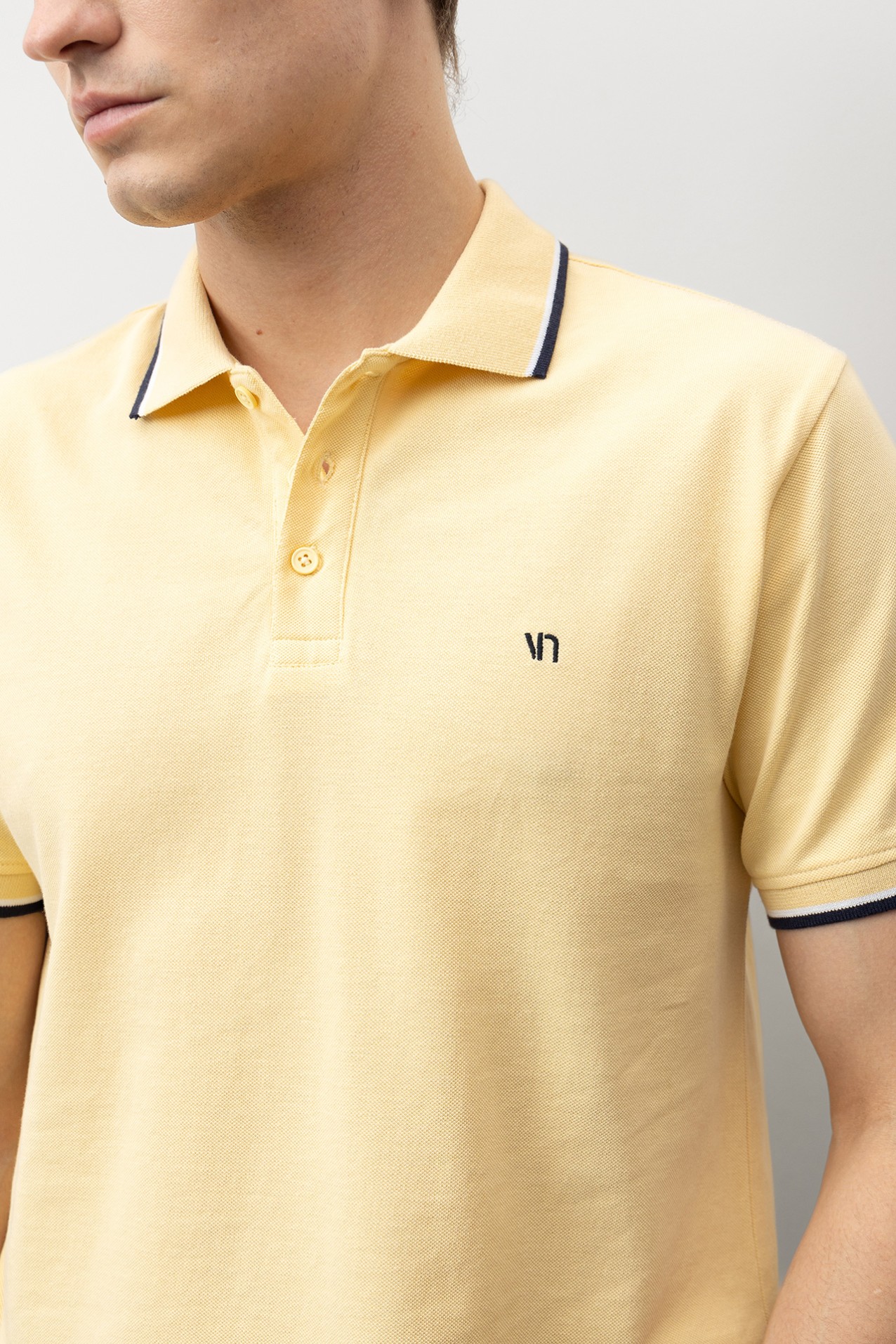 Polo Amarelo Casual
