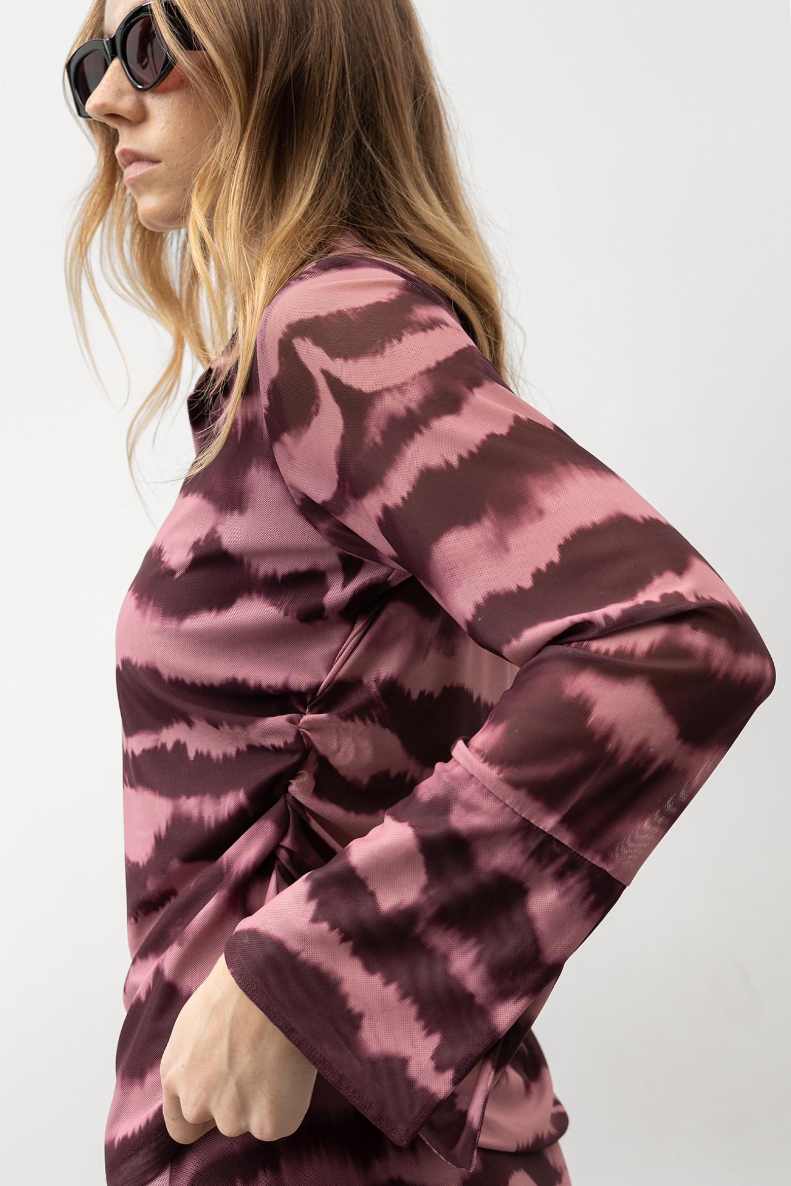 Pink Abstract Slim Shirt