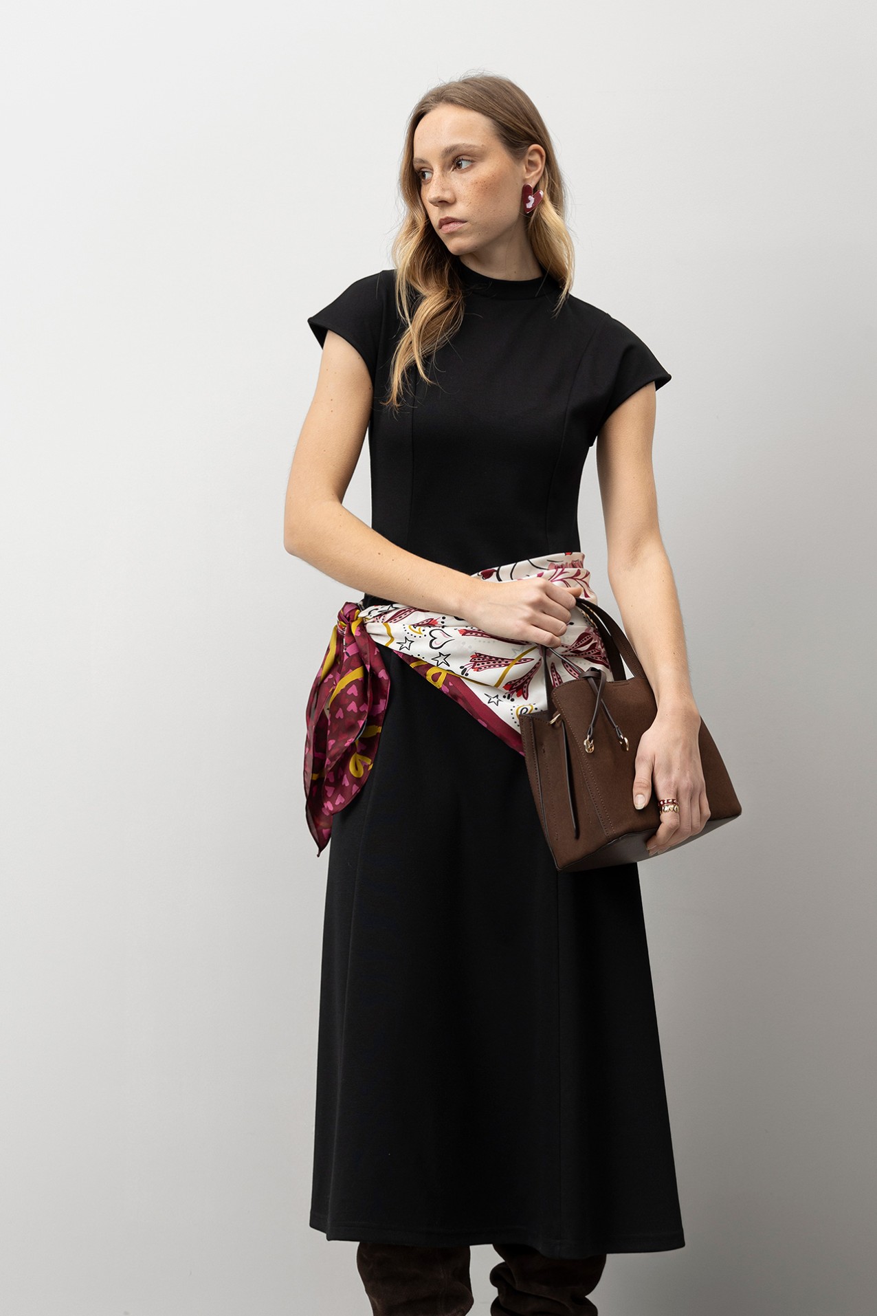 Elegant Black Slim Dress