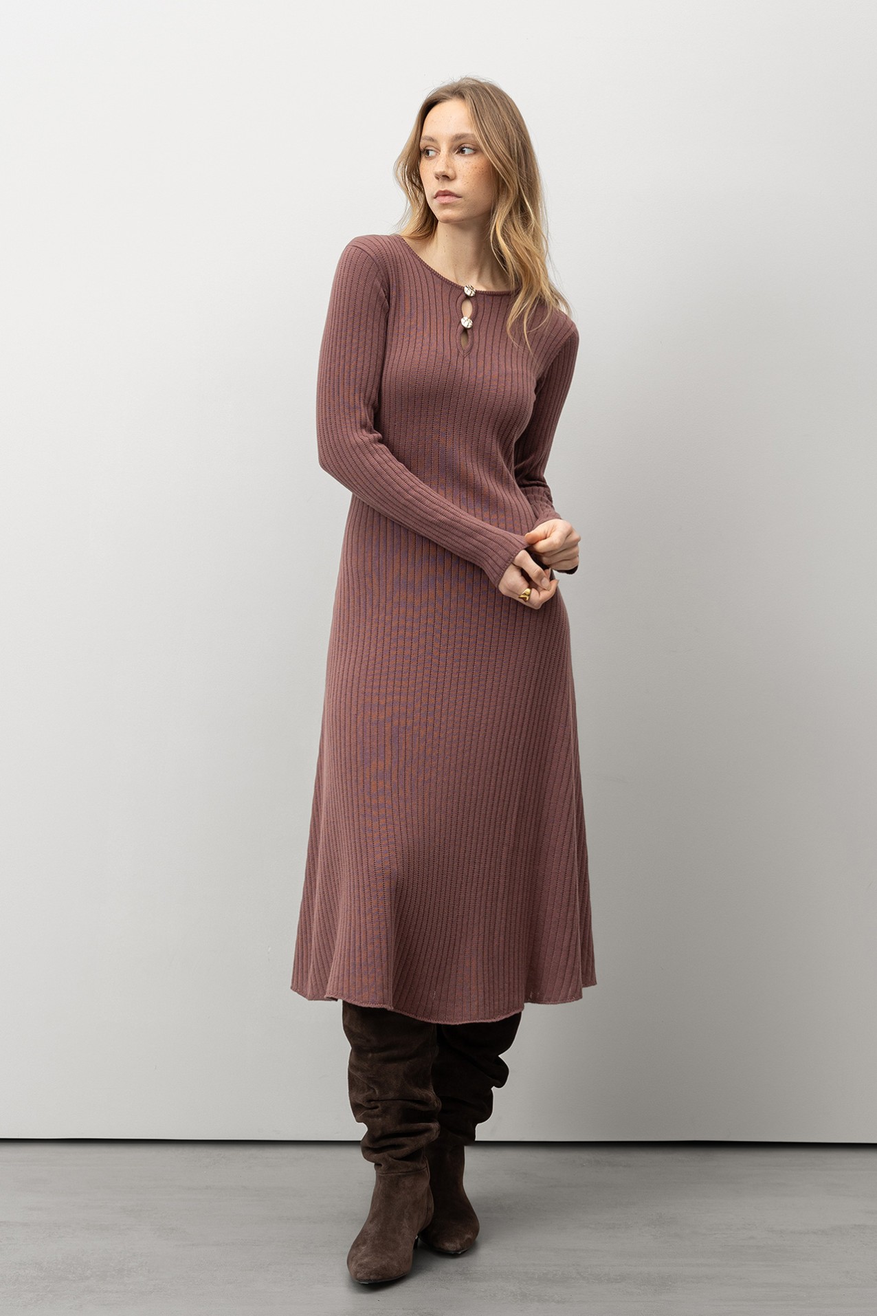 Slim Pink Knit Dress
