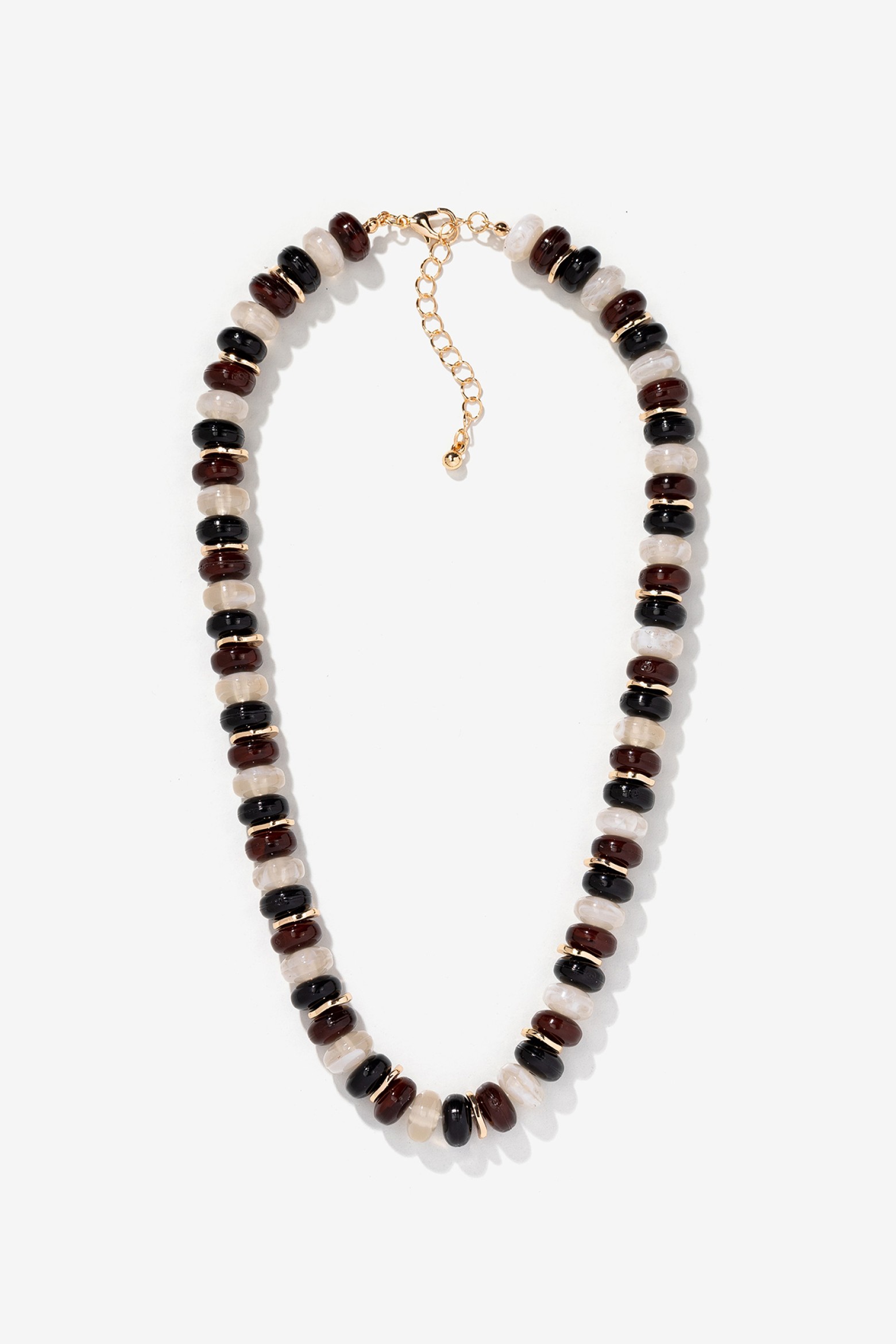 Collar de cuentas elegantes