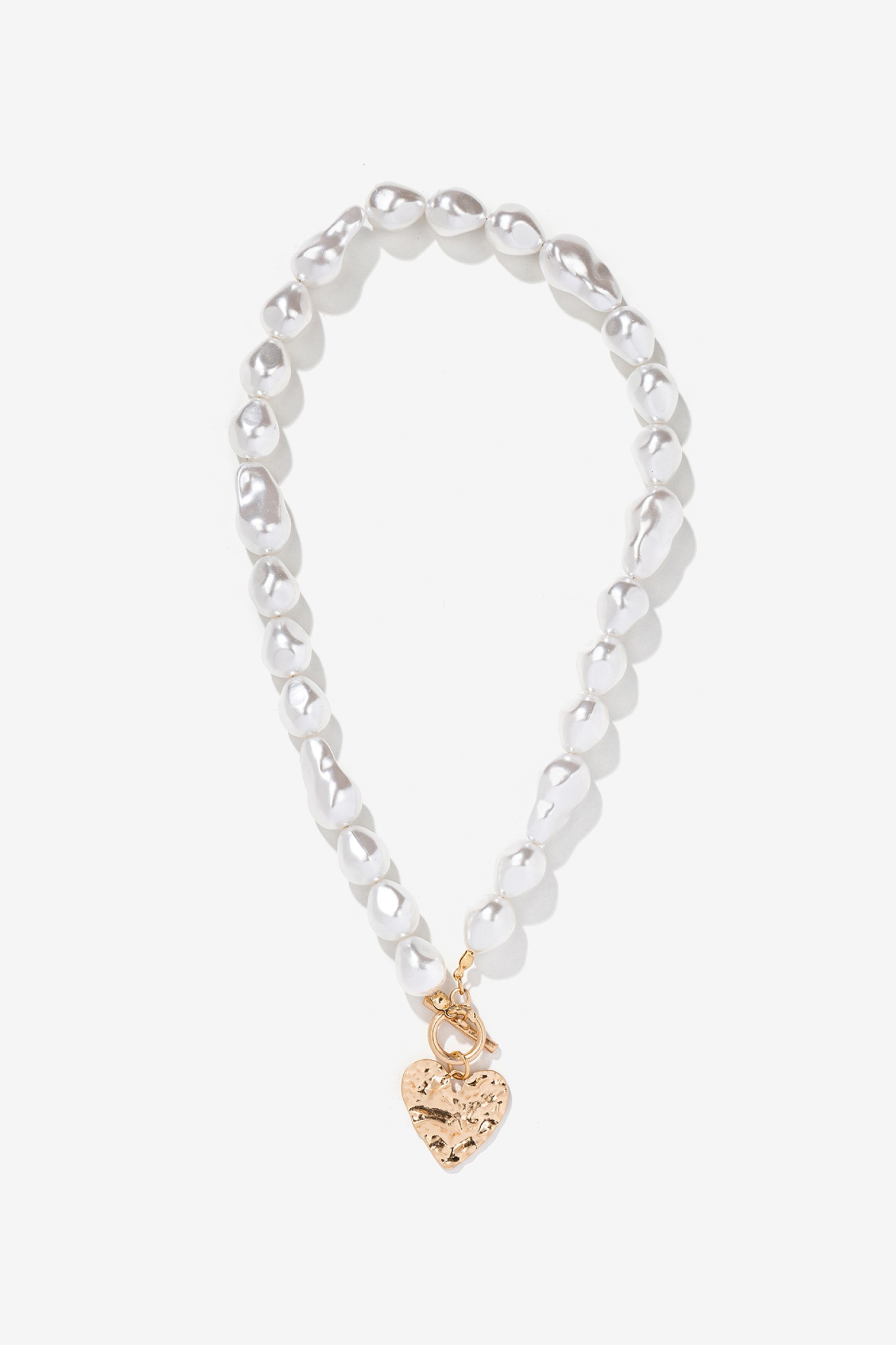 Pearl Heart Pendant Necklace