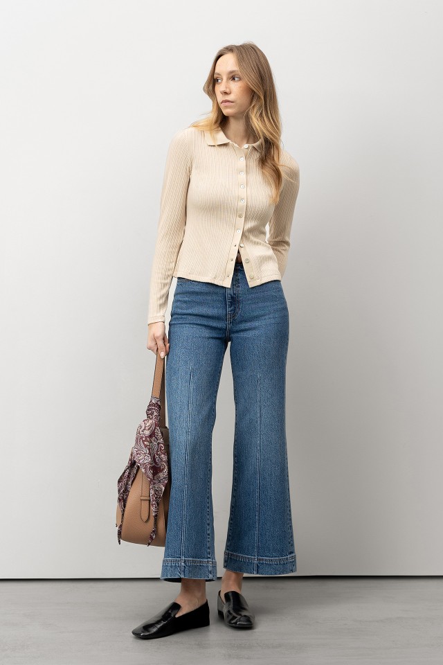 Wide-Leg Classic Jeans