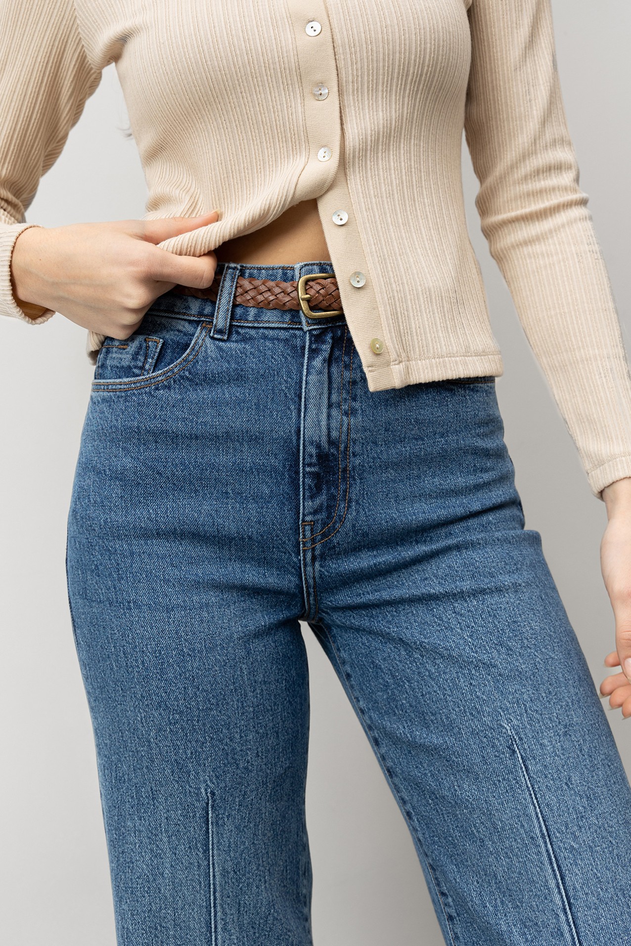 Wide-Leg Classic Jeans
