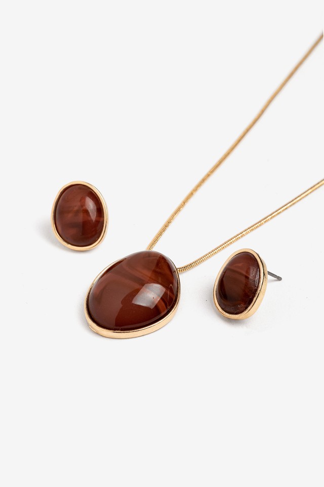 Golden Jewelry Set Golden Jewelry Set