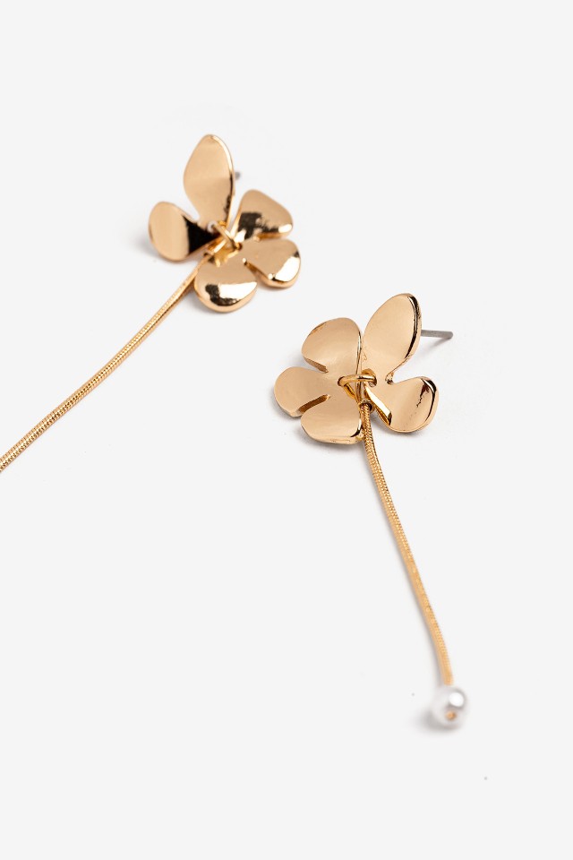 Floral Gold Drop Earrings Floral Gold Drop Earrings